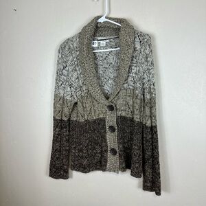 Kim Rogers petite large Knitted. 3large buttons excellent preowned condition